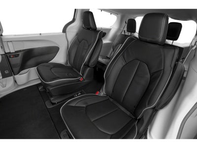 2021 Chrysler Pacifica Hybrid Limited FWD