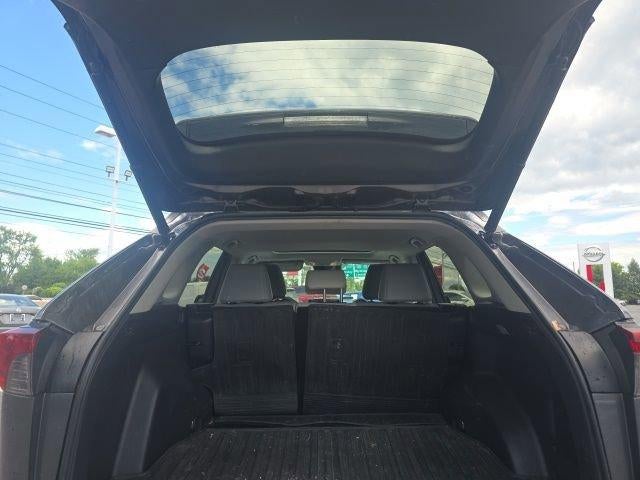 2019 Toyota RAV4 XLE Premium AWD (Natl)
