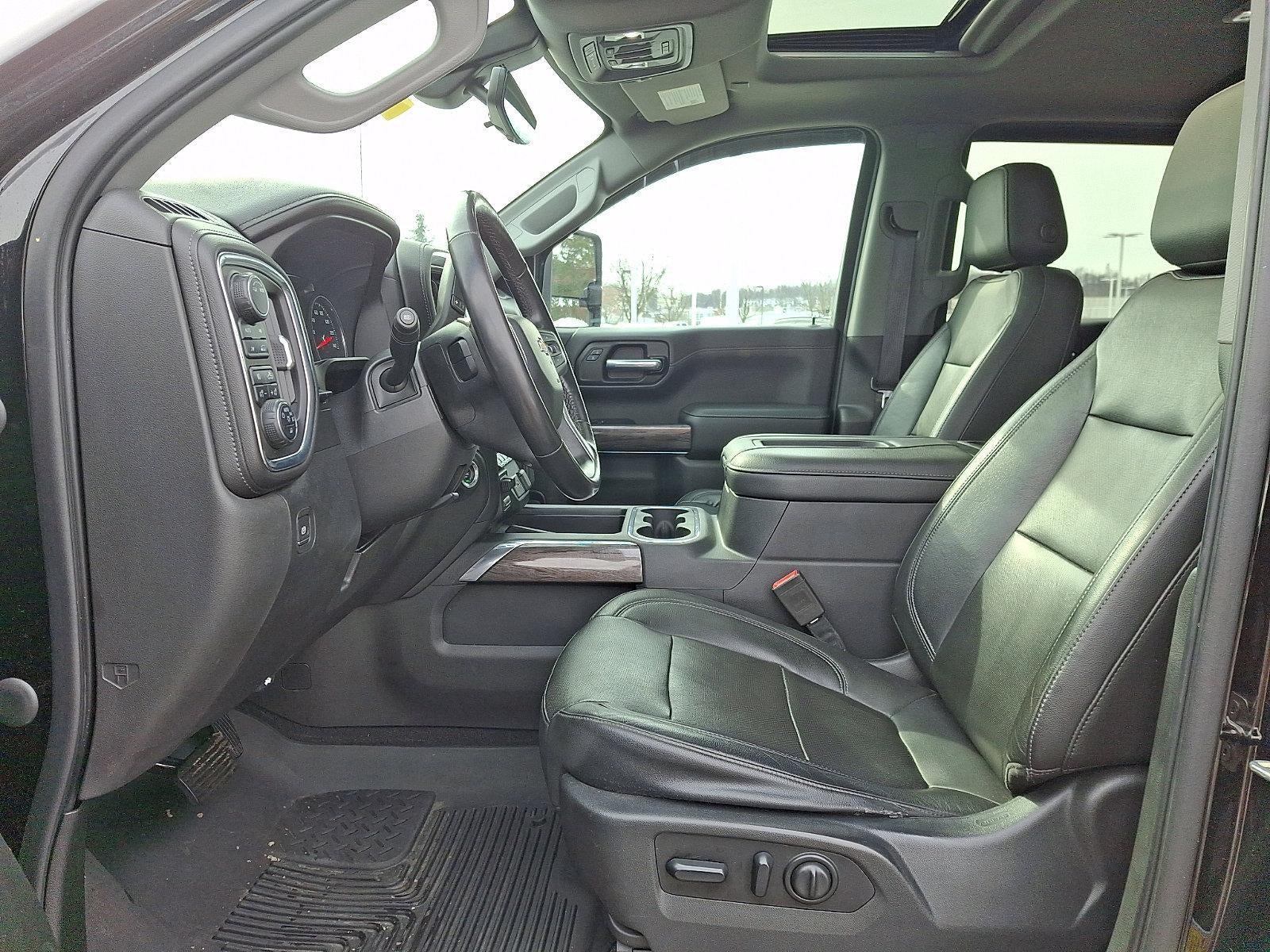 2020 Chevrolet Silverado 1500 Crew Cab Short Box 4-Wheel Drive LTZ