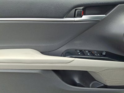 2018 Toyota Camry LE Auto (SE)