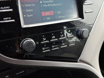 2018 Toyota Camry LE Auto (SE)