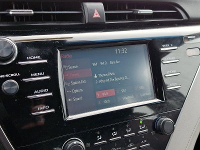 2018 Toyota Camry LE Auto (SE)