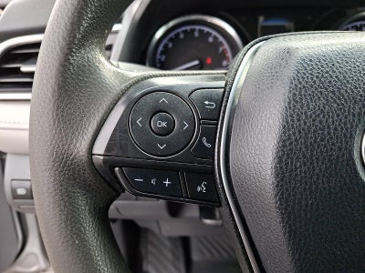 2018 Toyota Camry LE Auto (SE)