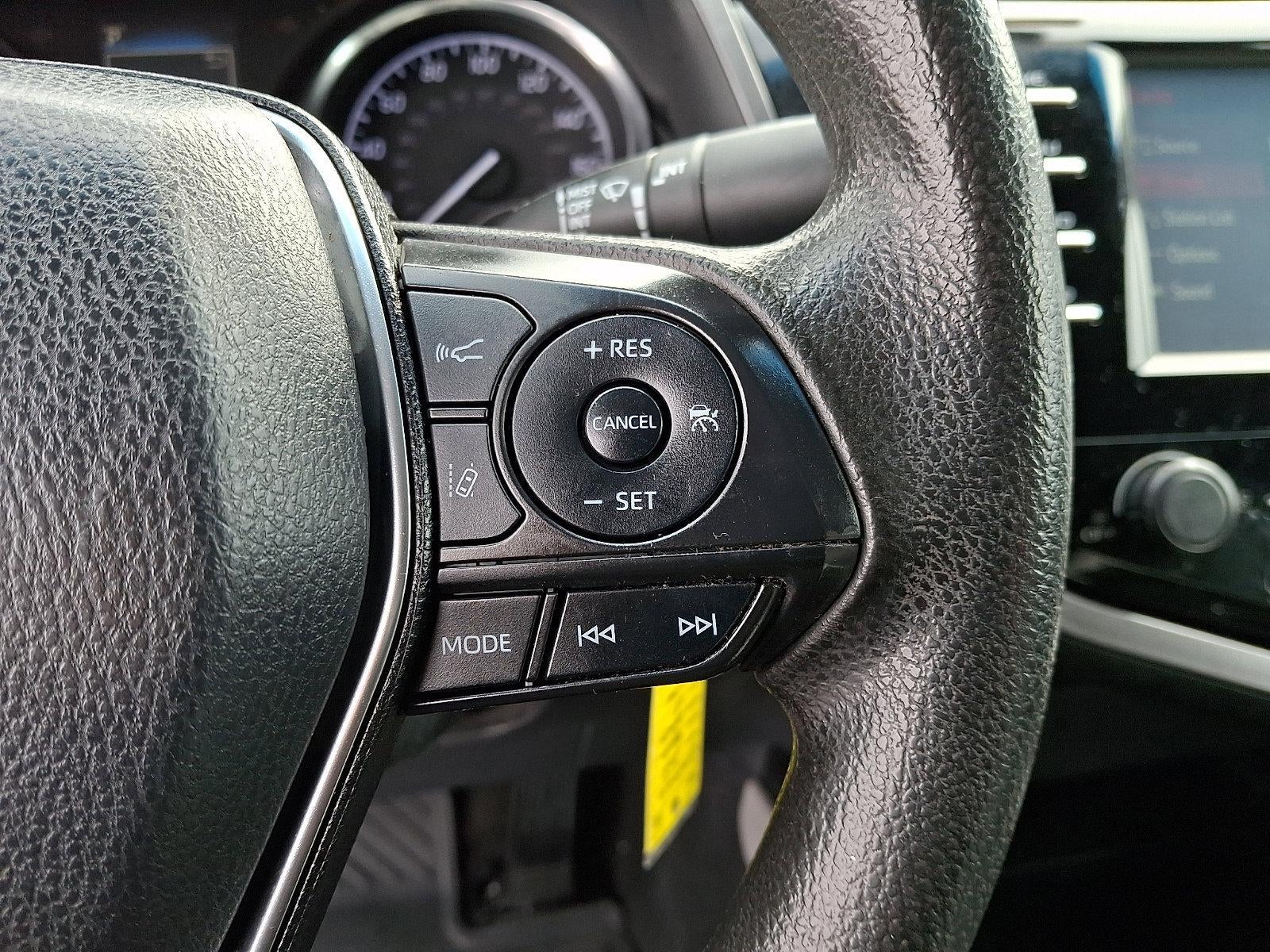 2018 Toyota Camry LE Auto (SE)