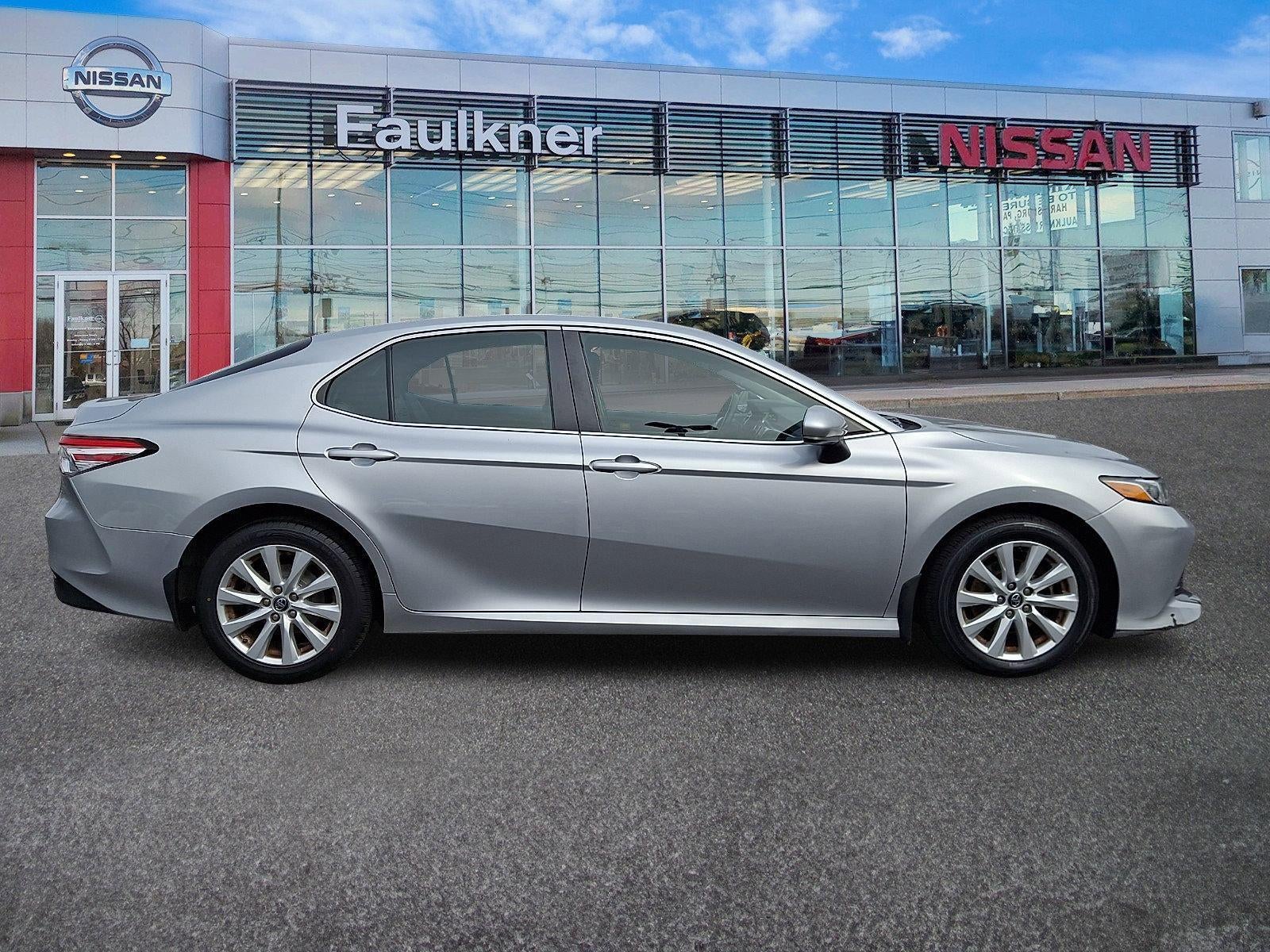 2018 Toyota Camry LE Auto (SE)