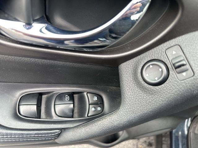 2015 Nissan Rogue AWD 4dr S