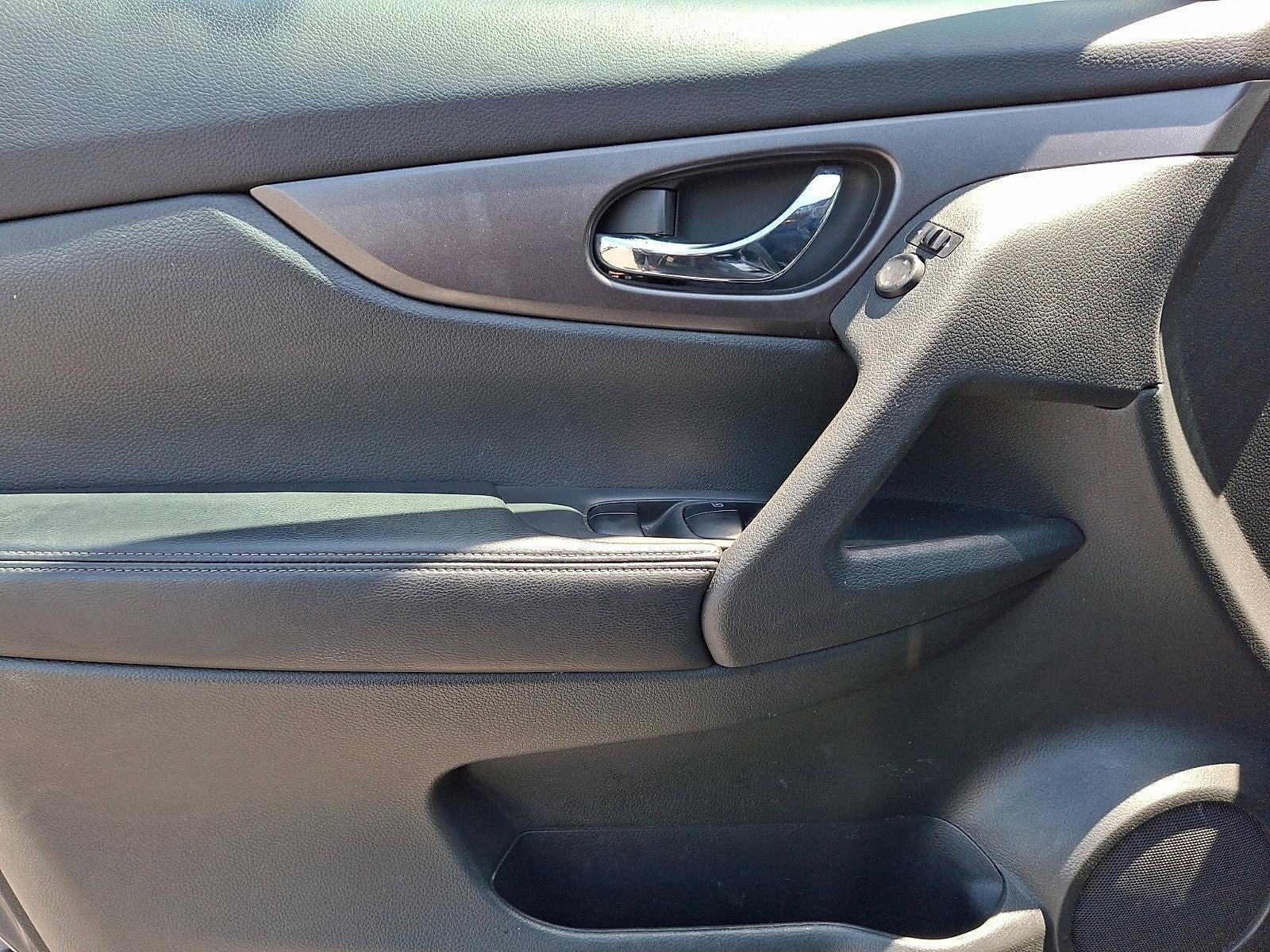 2016 Nissan Rogue AWD 4dr S