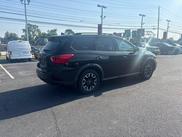 2020 Nissan Pathfinder 4x4 SL