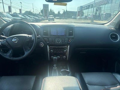 2020 Nissan Pathfinder 4x4 SL
