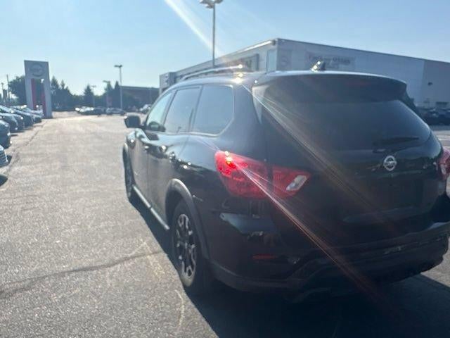 2020 Nissan Pathfinder 4x4 SL