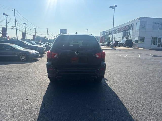 2020 Nissan Pathfinder 4x4 SL