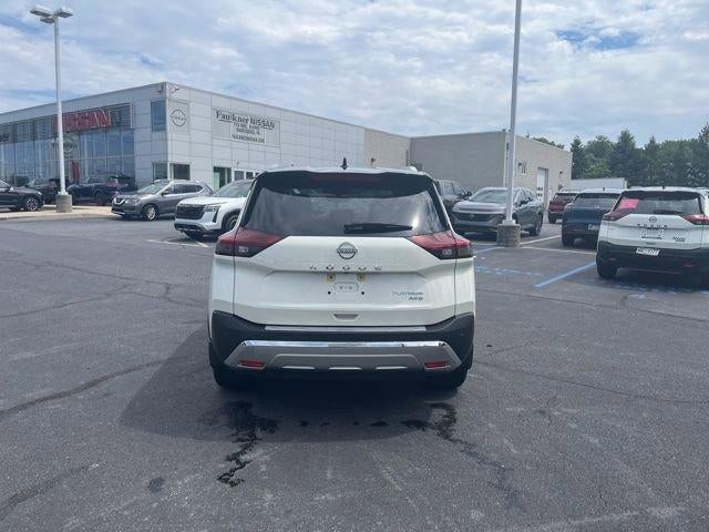 2023 Nissan Rogue AWD Platinum