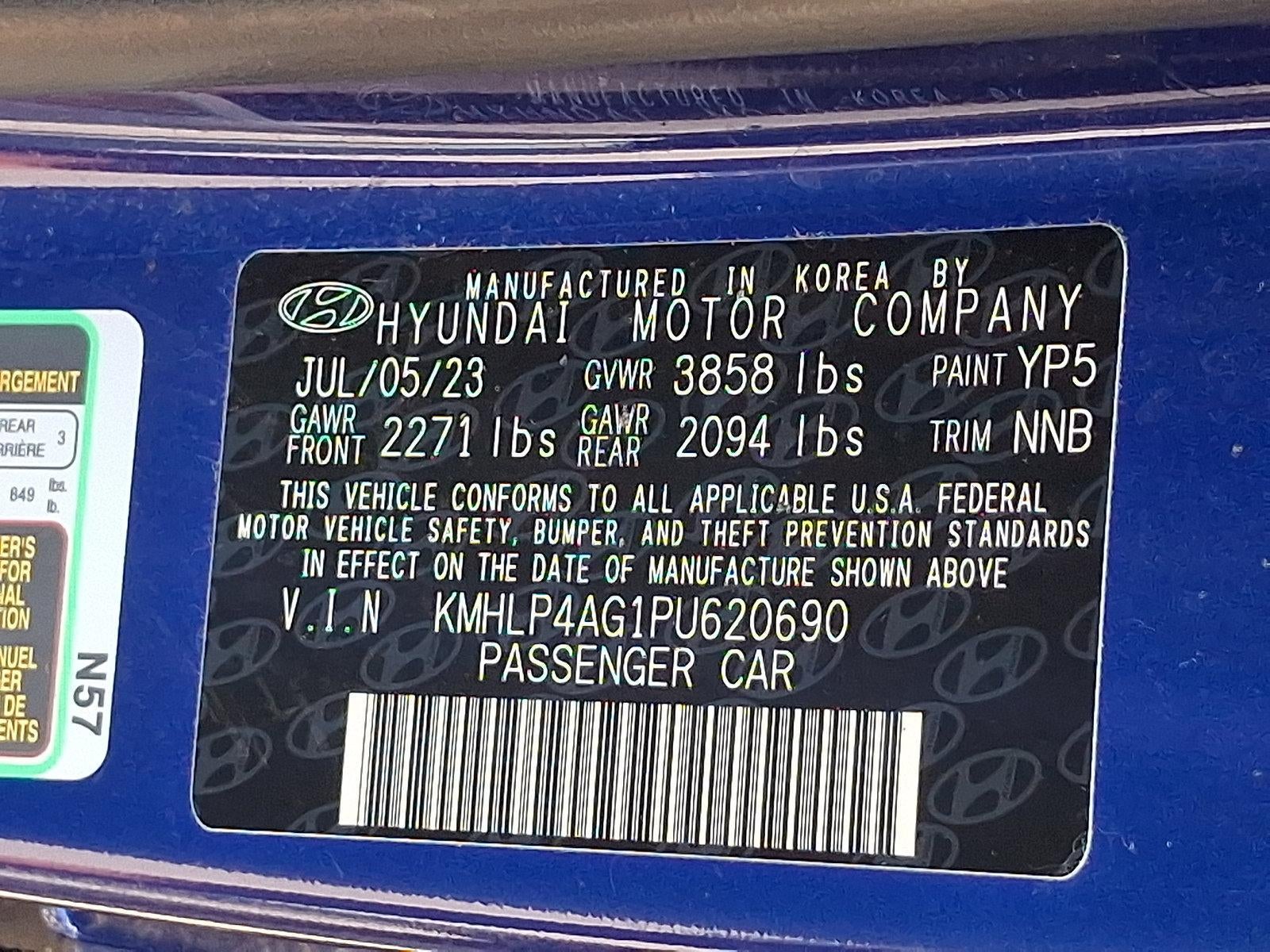 2023 Hyundai ELANTRA Limited IVT