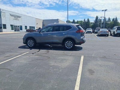 2018 Nissan Rogue AWD SV