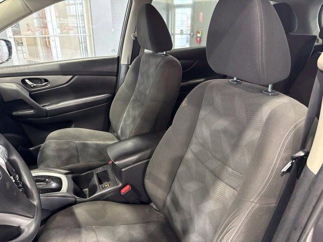 2016 Nissan Rogue AWD 4dr SV