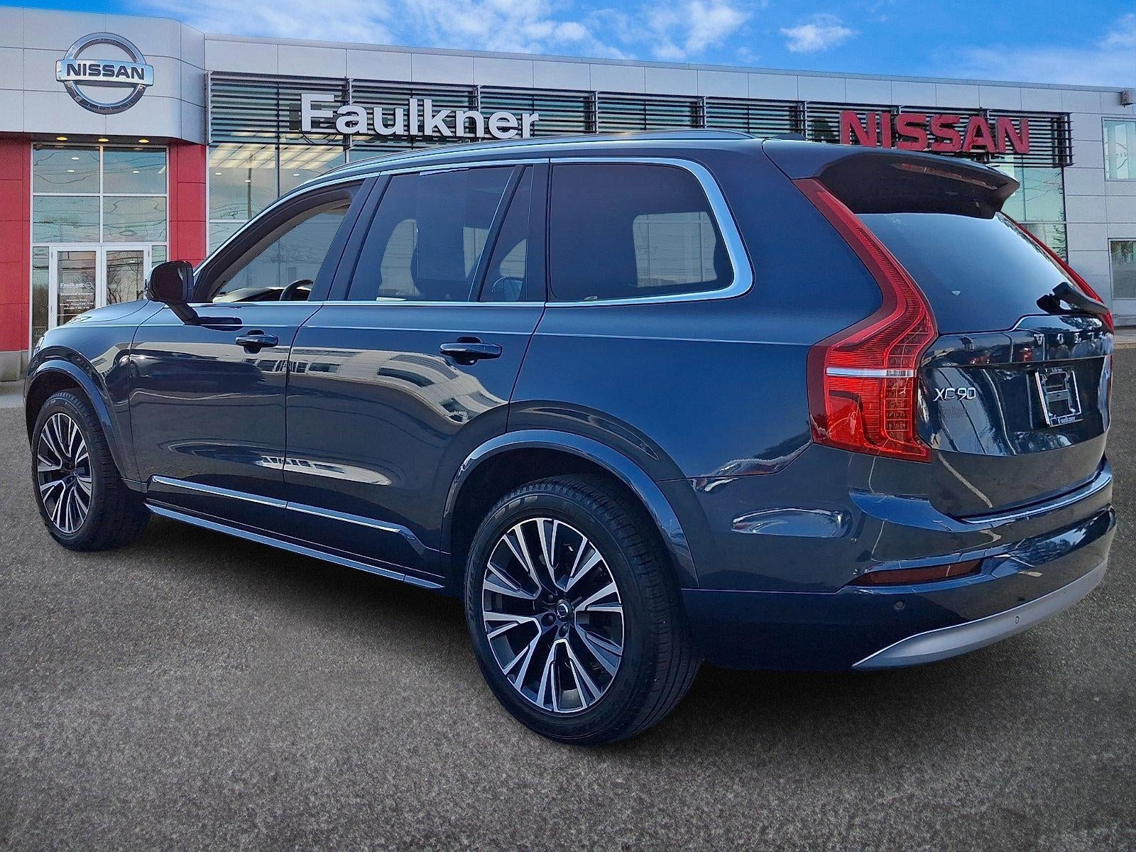 2022 Volvo XC90 T6 AWD Momentum 7P