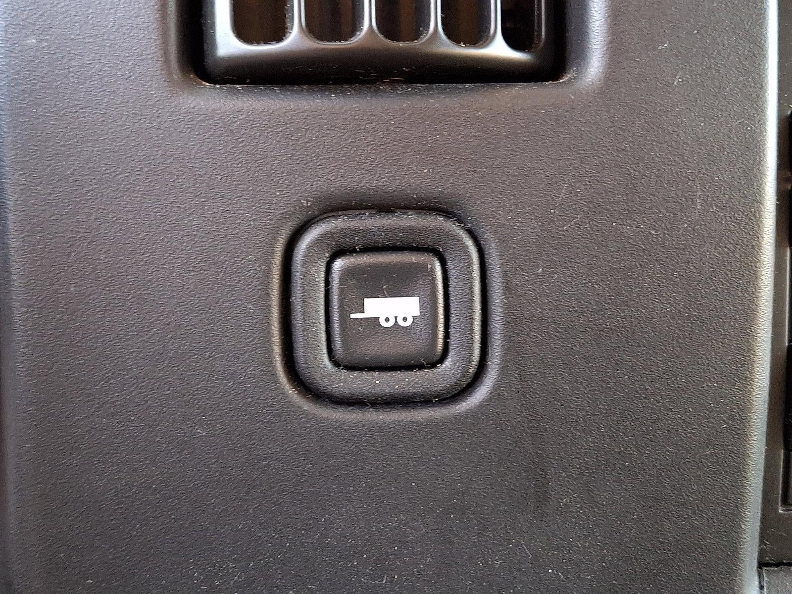 2011 Chevrolet Express Passenger 1LS