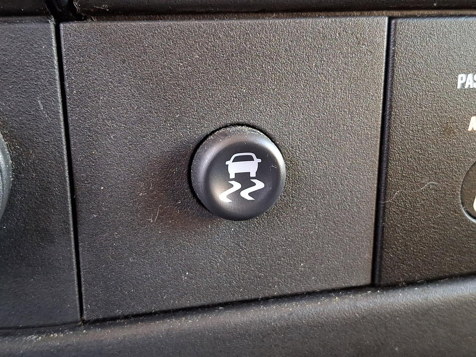 2011 Chevrolet Express Passenger 1LS