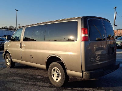2011 Chevrolet Express Passenger 1LS