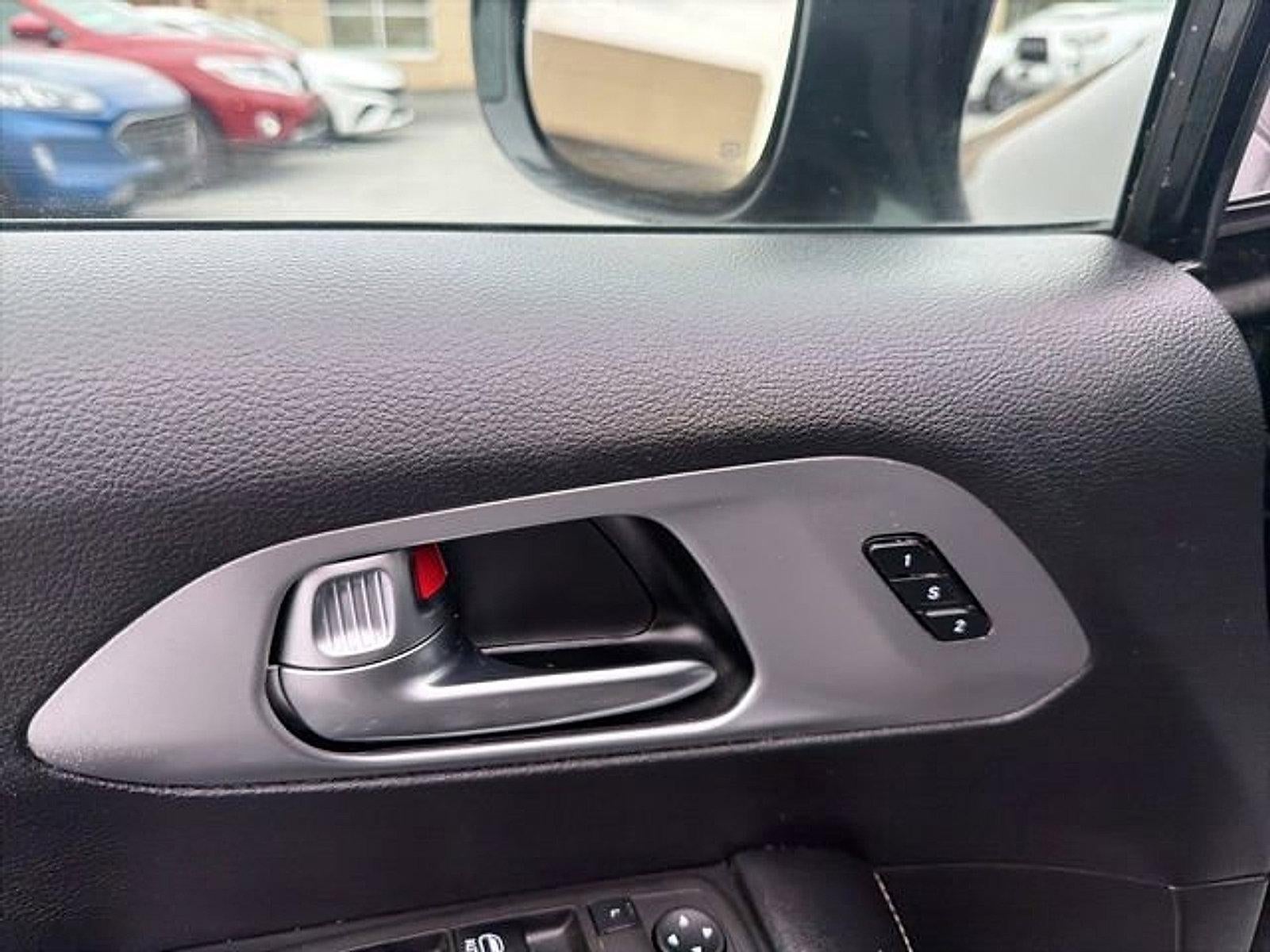 2022 Chrysler Pacifica Hybrid Touring L