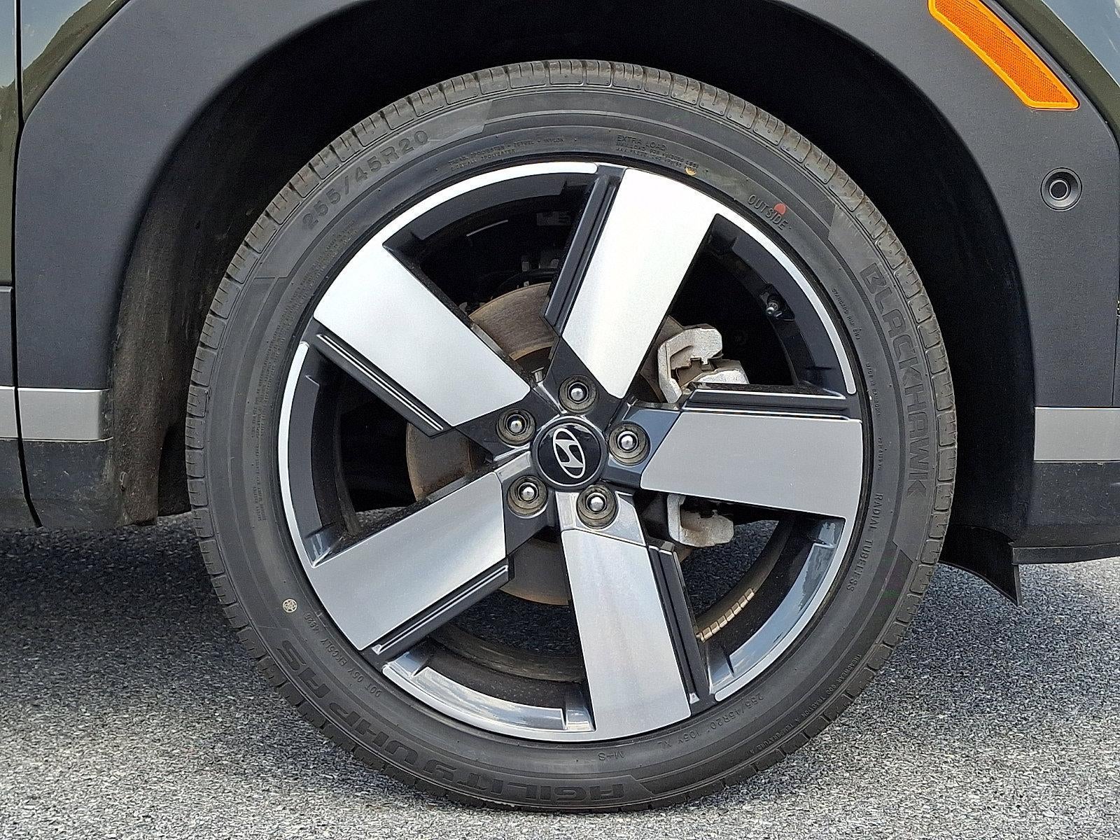 2025 Hyundai SANTA FE Limited