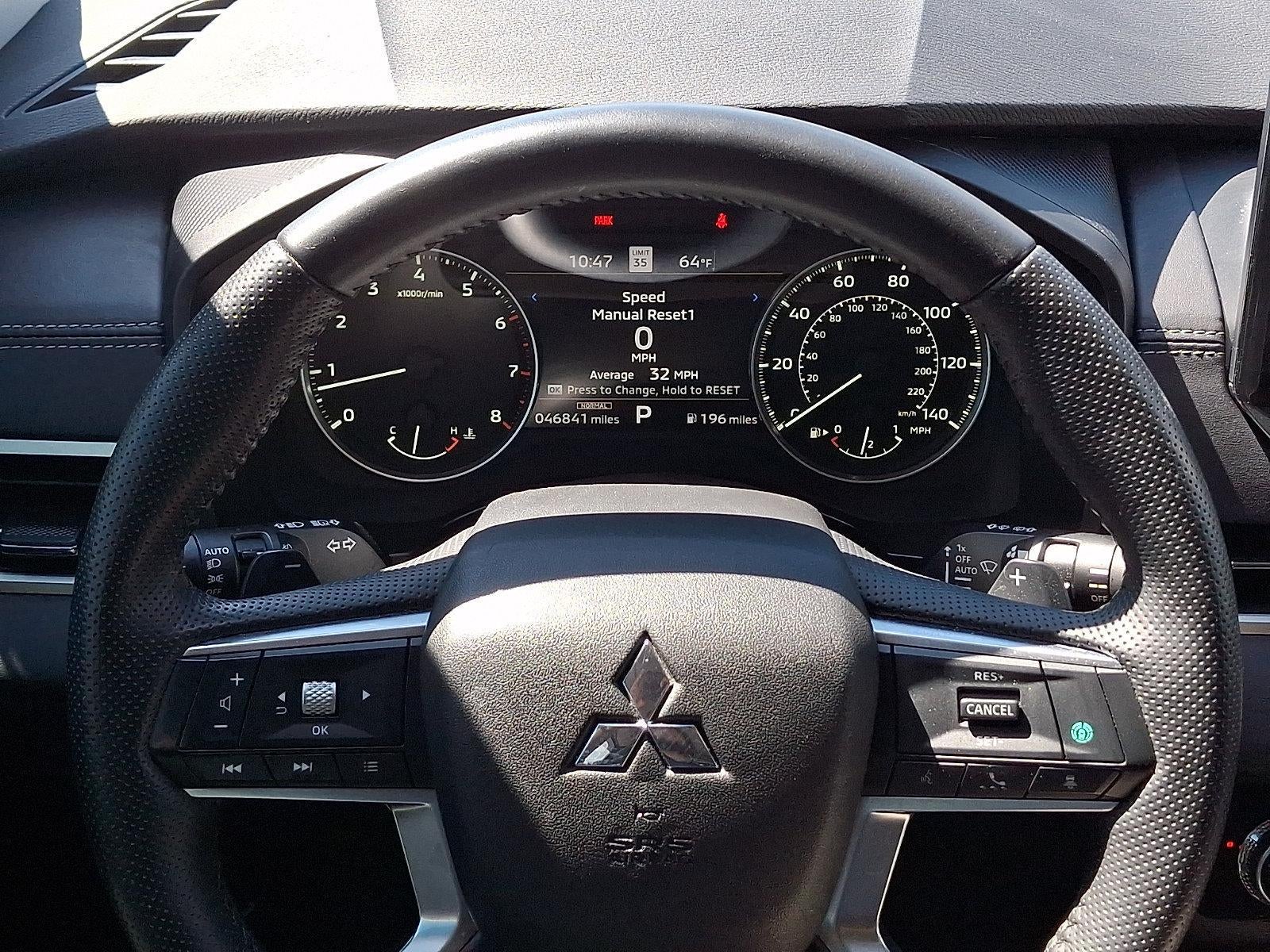 2024 Mitsubishi Outlander SE