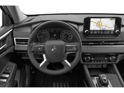 2024 Mitsubishi Outlander Base