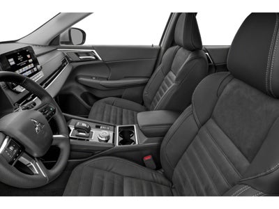 2024 Mitsubishi Outlander Base