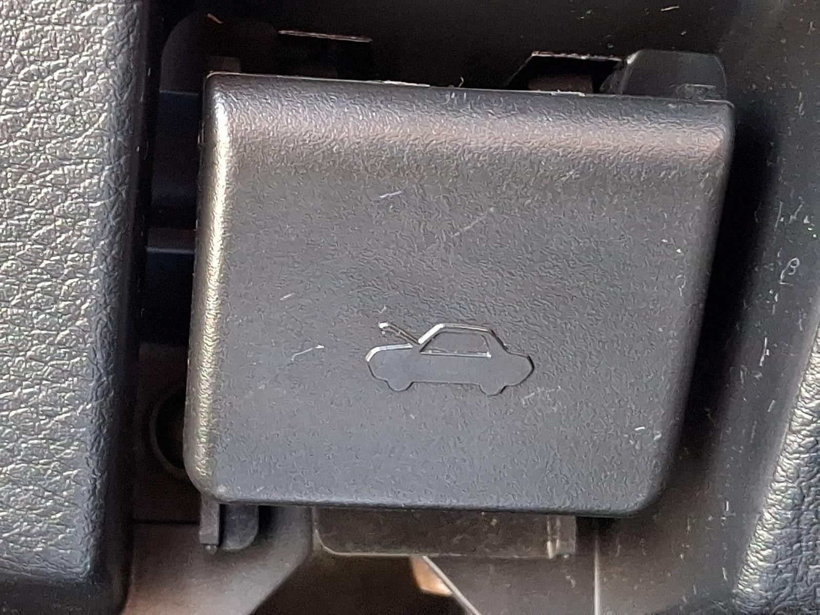 2013 Mazda Mazda3 i SV