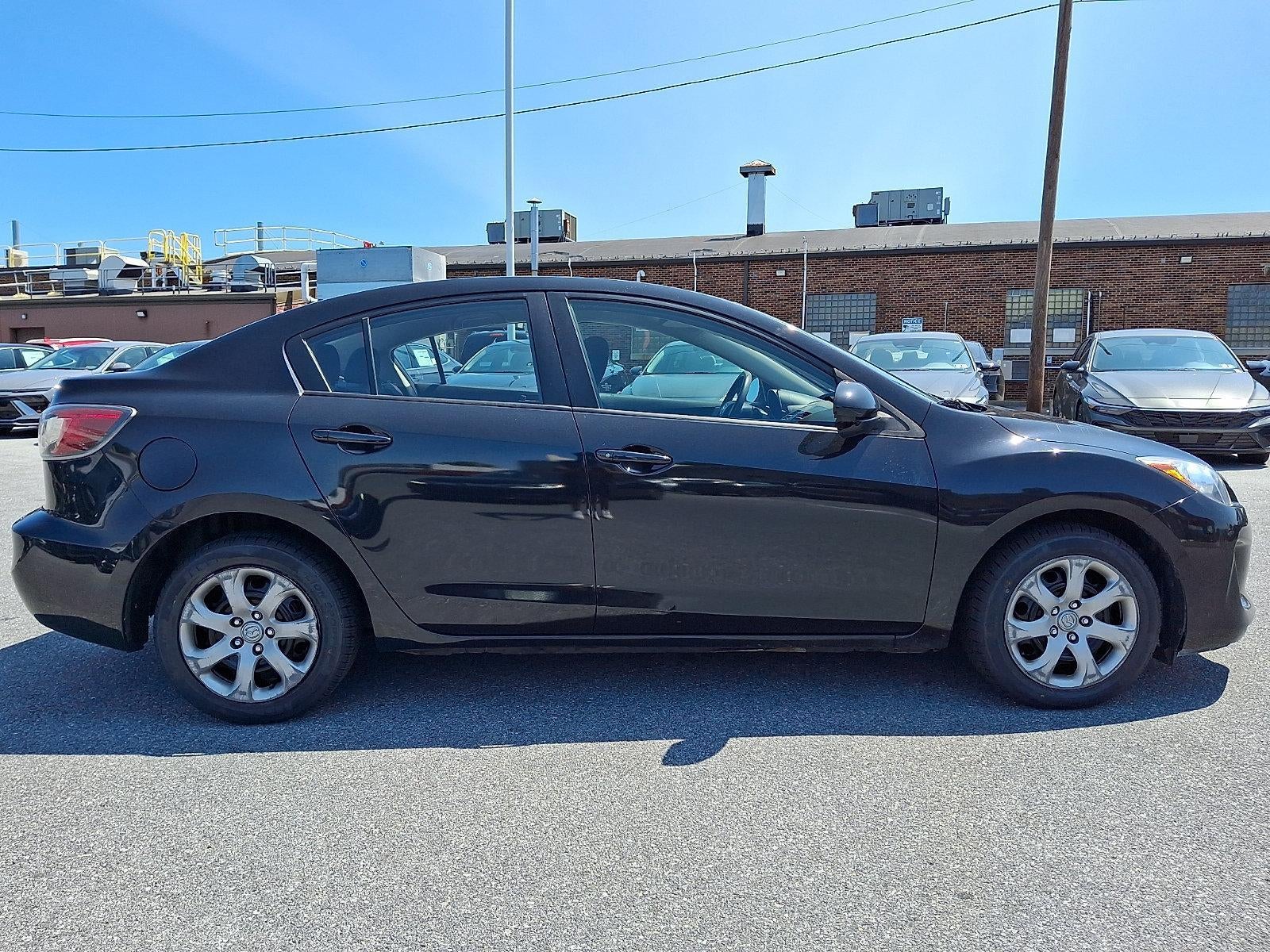 2013 Mazda Mazda3 i SV