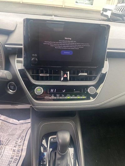 2024 Toyota Corolla Hatchback SE