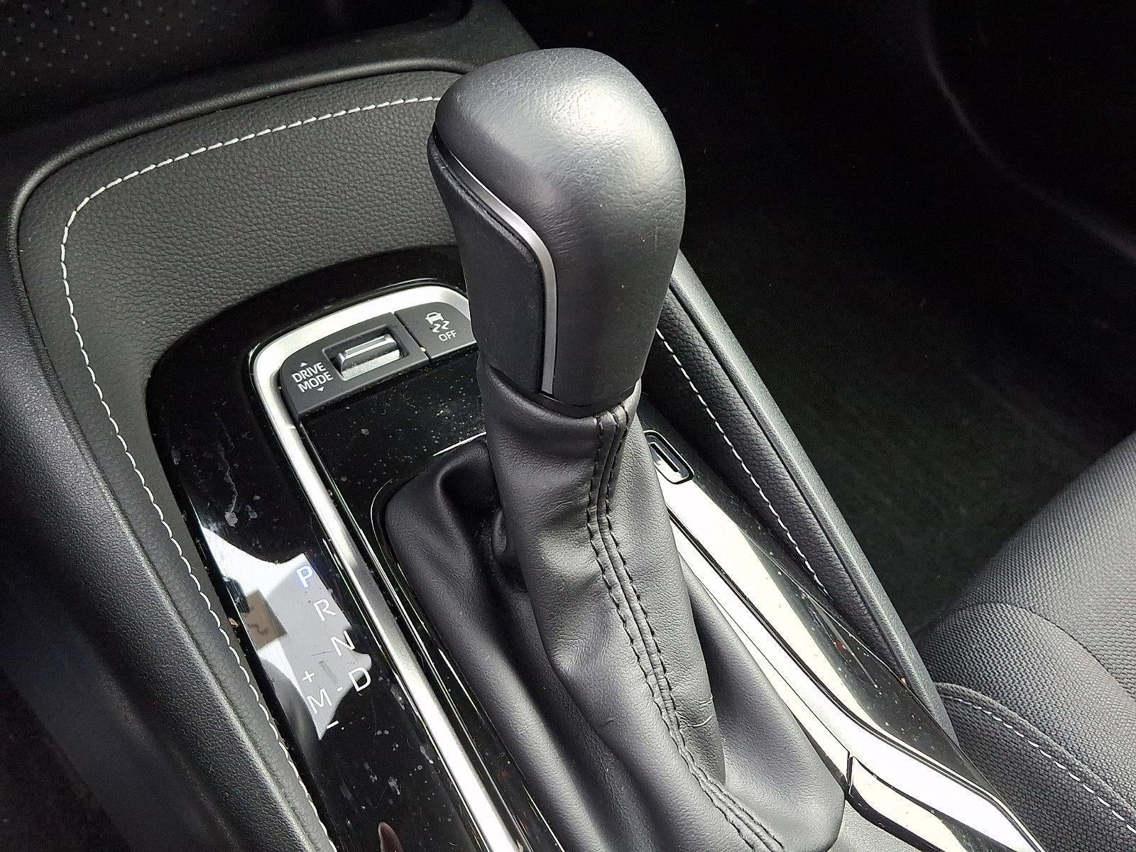 2024 Toyota Corolla Hatchback SE