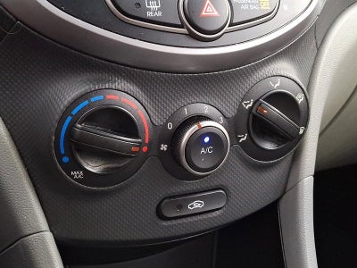 2016 Hyundai ACCENT SE