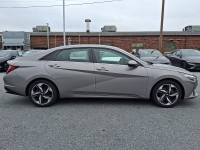 2021 Hyundai ELANTRA SEL